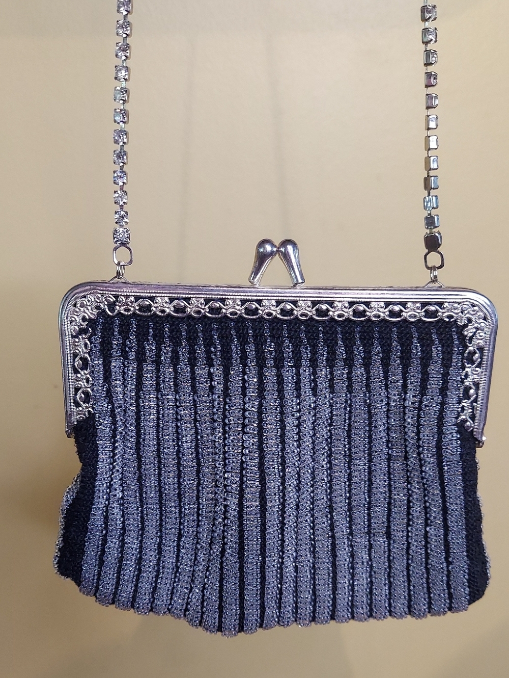 Stunning Silver Beaded Evening Clutch Bag with Exquisite Crystal Strap